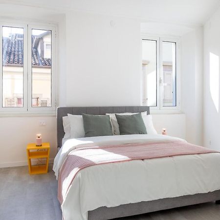 Stylish Apartment - Casa Leone - Center トリエステ エクステリア 写真