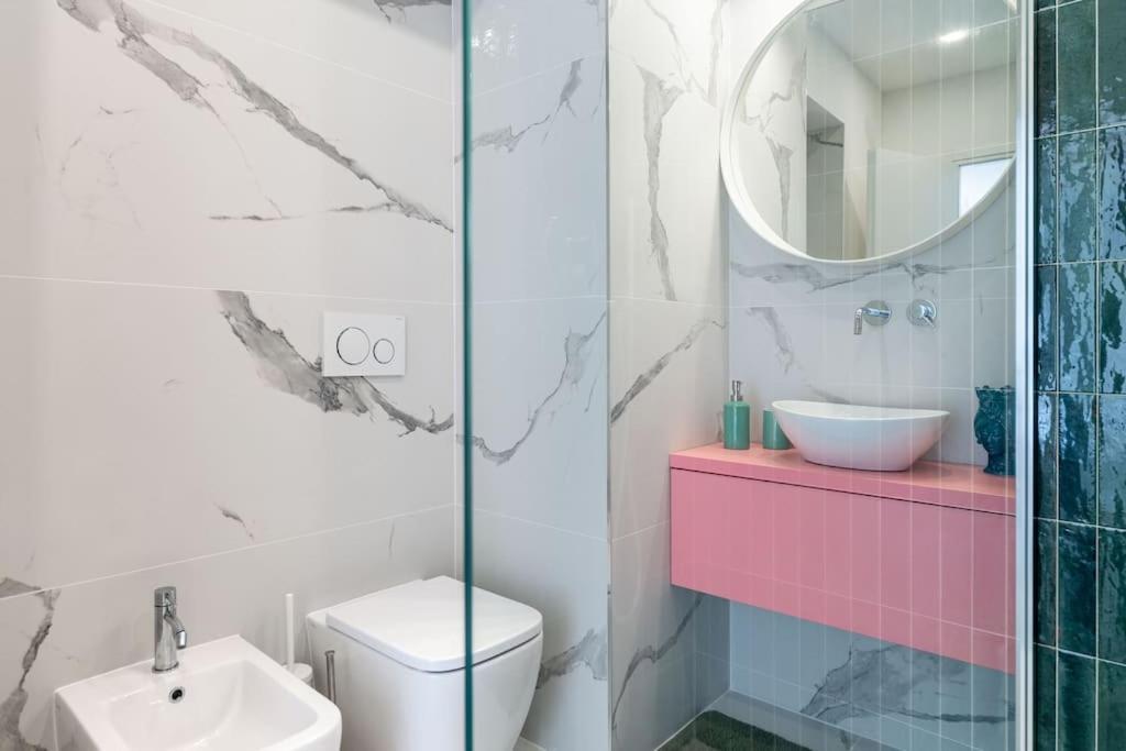 Stylish Apartment - Casa Leone - Center トリエステ エクステリア 写真